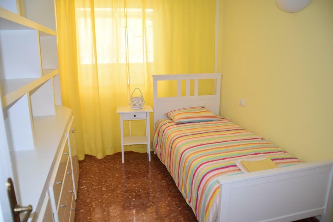 Apartamento Tibi - Centro De Гандия Екстериор снимка